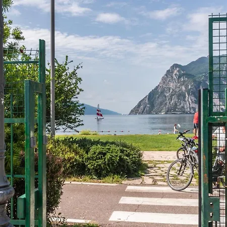 Camping Al & Riva del Garda